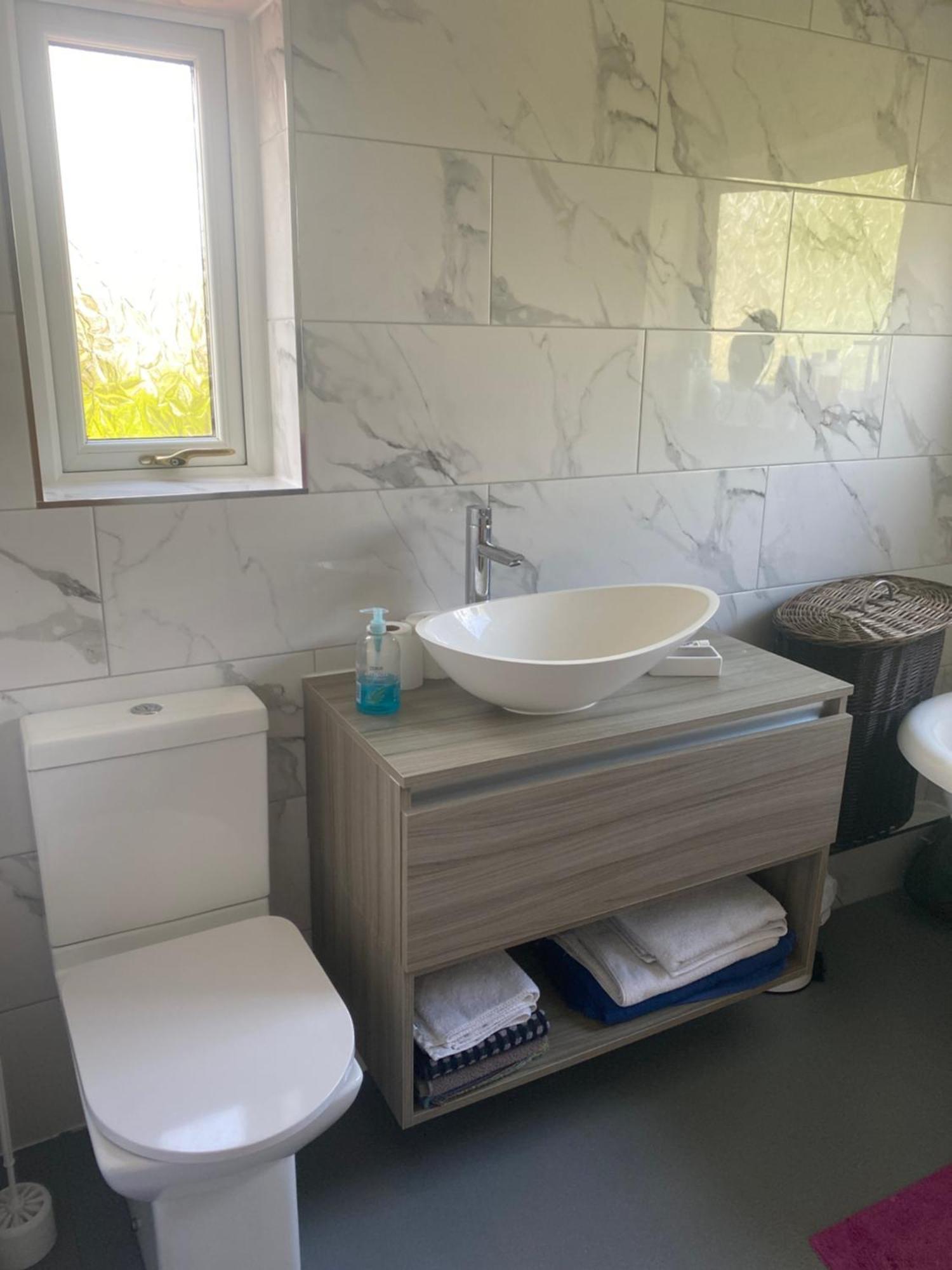 Homestay Greenacre House Near John Lennon Airport