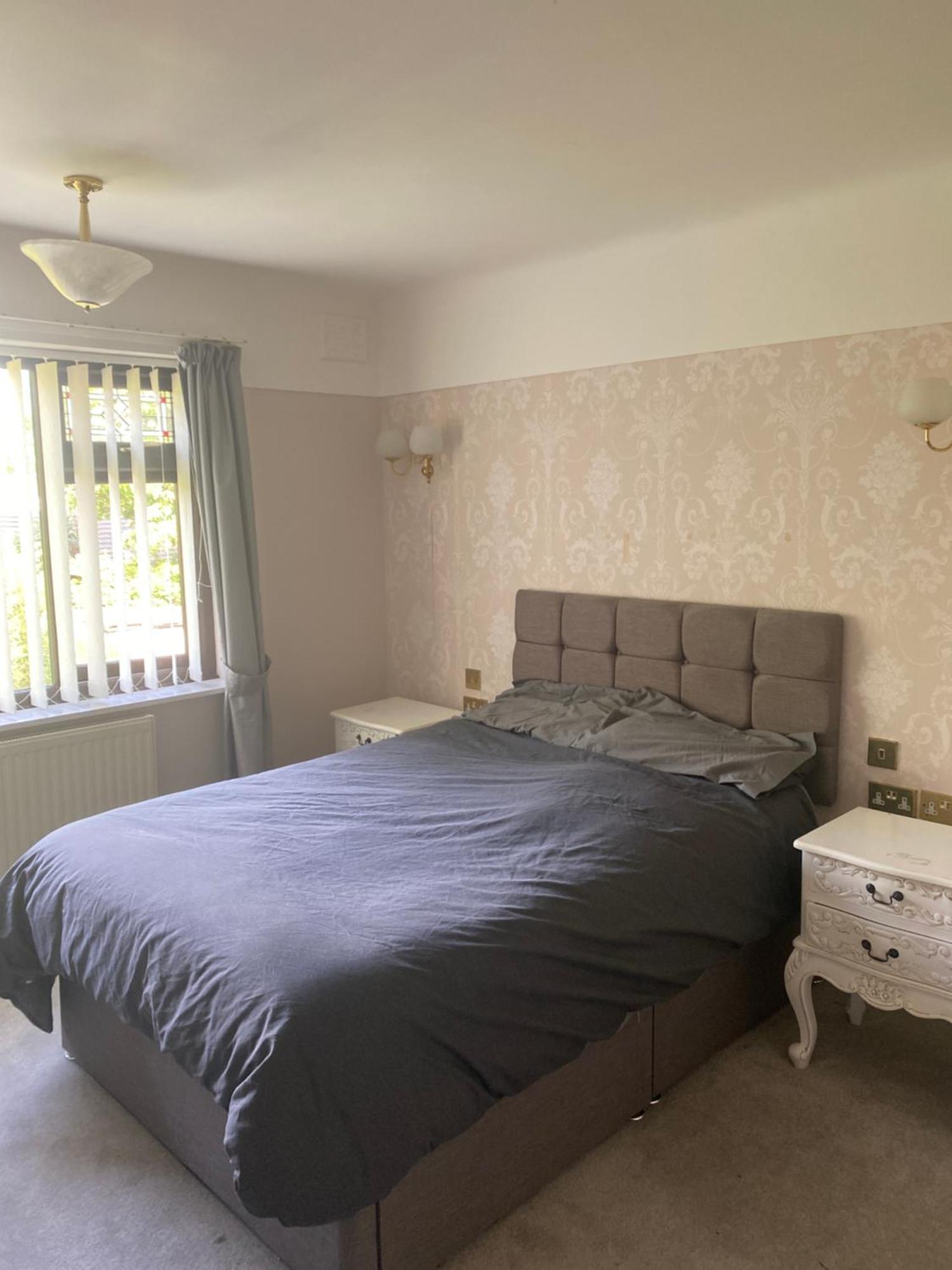 Greenacre House Near John Lennon Airport Homestay *