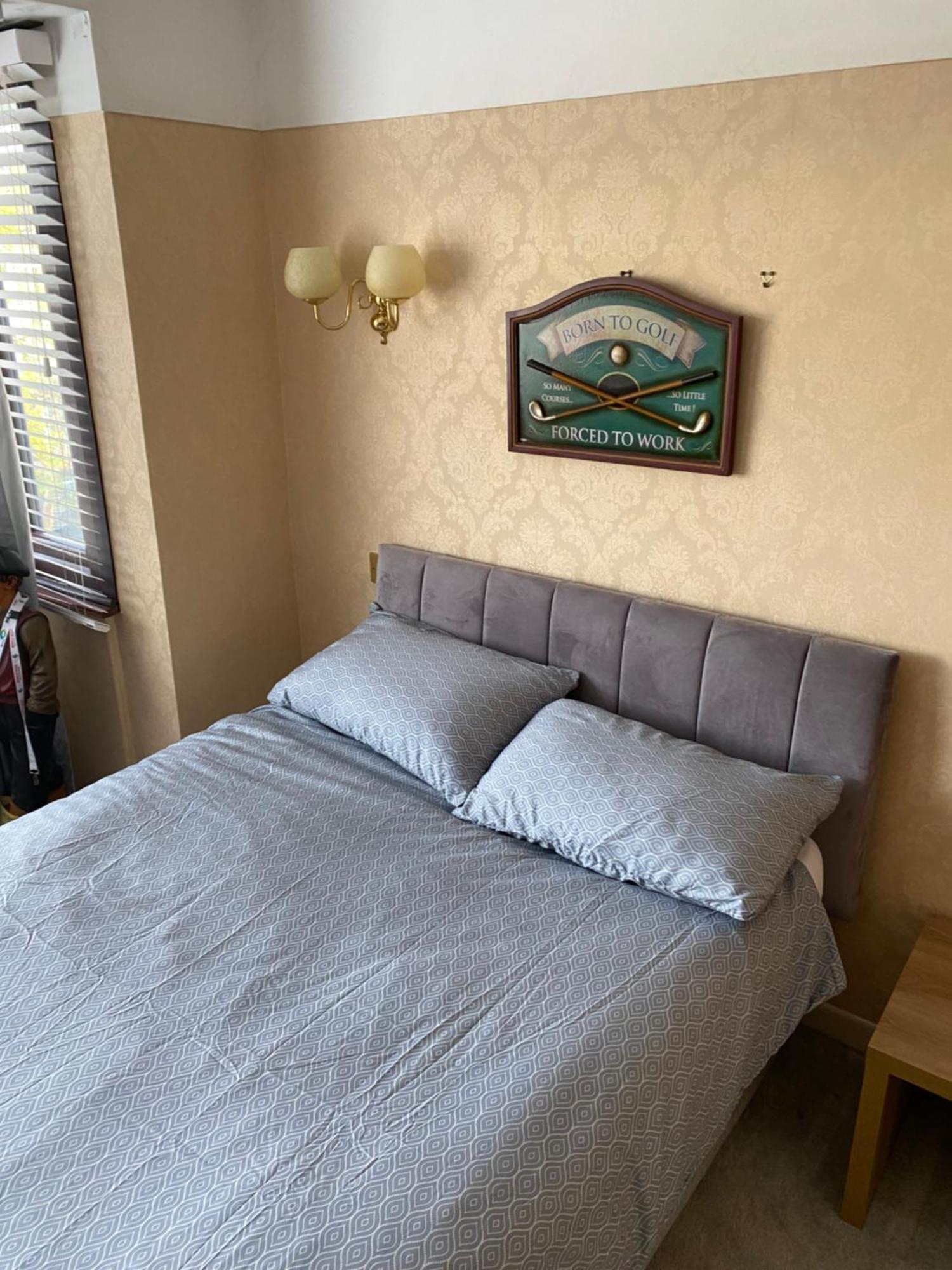Homestay Greenacre House Near John Lennon Airport *